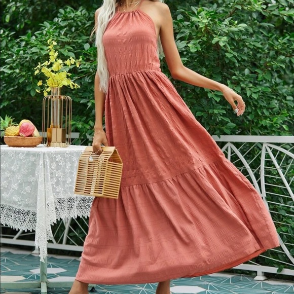 Boho backless ruffle hem halter dress - Picture 6 of 7